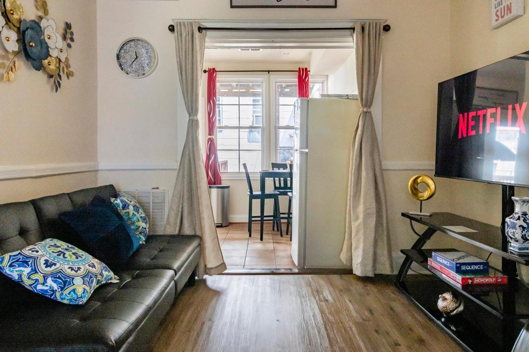 Cozy Apartment At Washington Dc! Sun Filled & Comfortable! エクステリア 写真