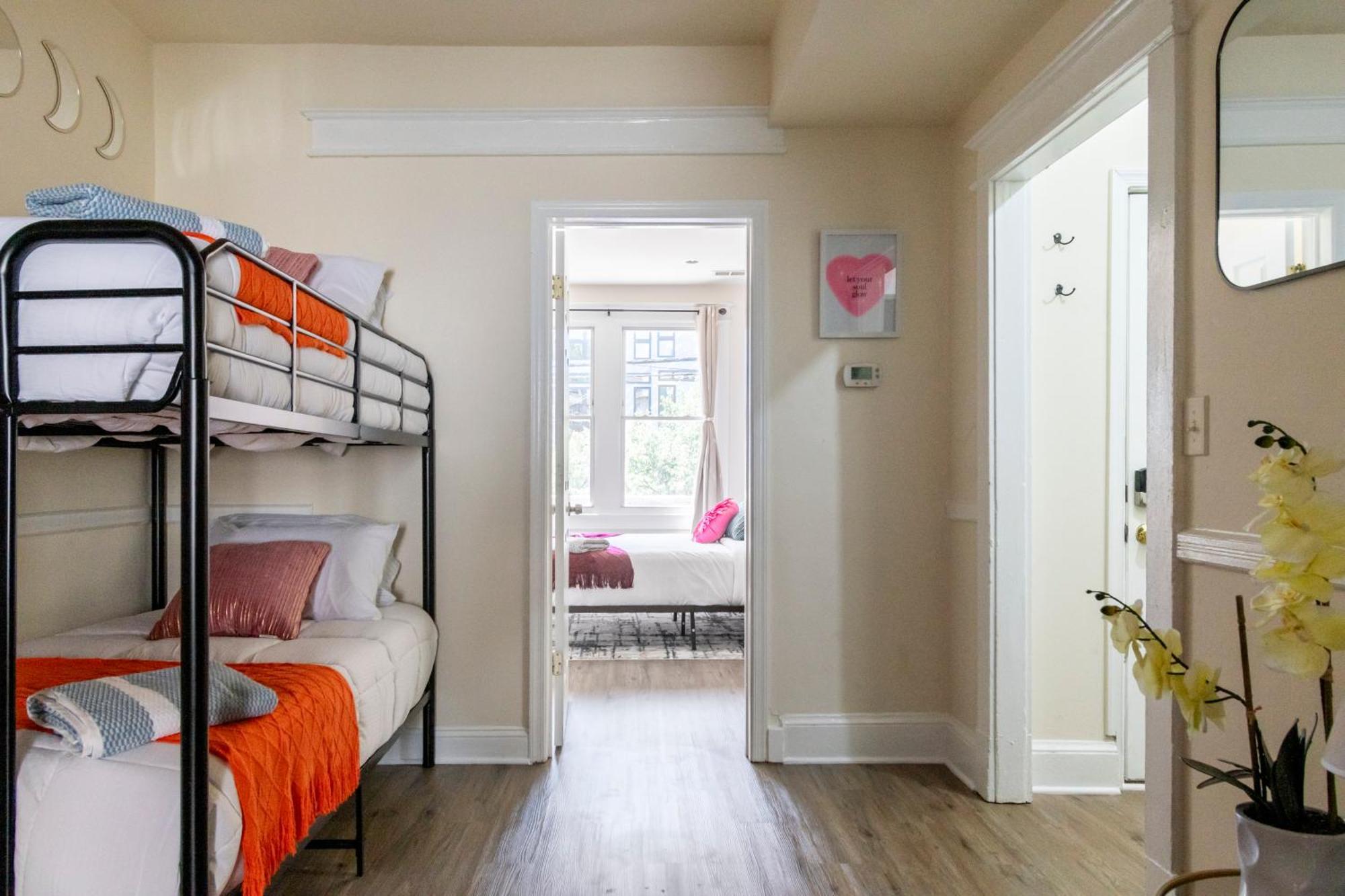 Cozy Apartment At Washington Dc! Sun Filled & Comfortable! エクステリア 写真